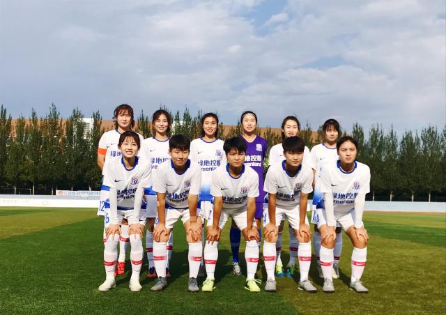 国外解说预测赛果：仅两人看好BLG胜 五人认为TES赢
