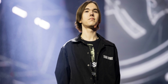 蜂鸟电竞解读：王者荣耀新版本装备大更新，看完想不上分都难！